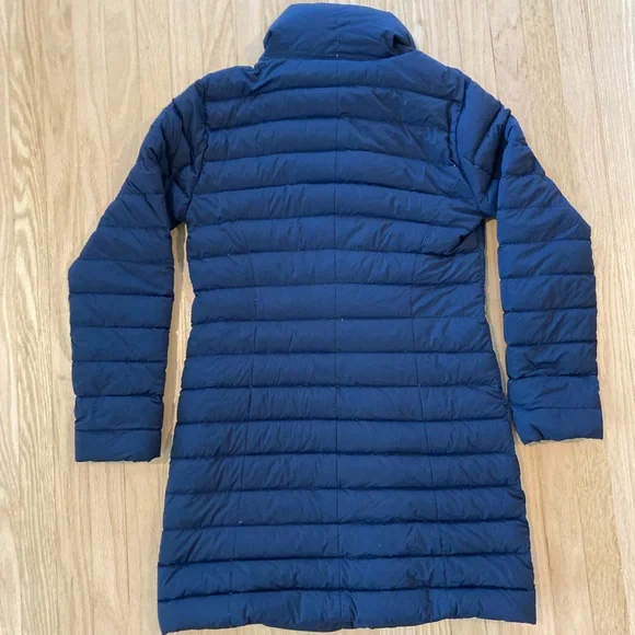 Aritzia Babaton Reza Navy Quilted 100% Goose Down Puffer Jacket Fisherman Scandi - Picture 6 of 12